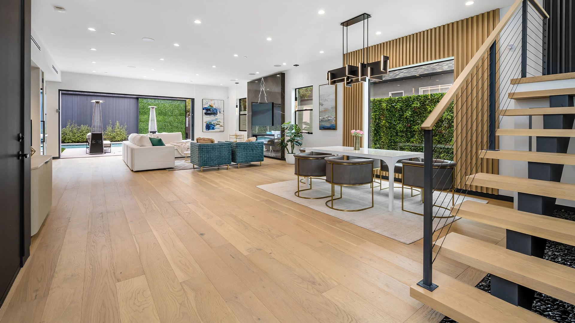 WoodLux-Structural-Natural-Roomset